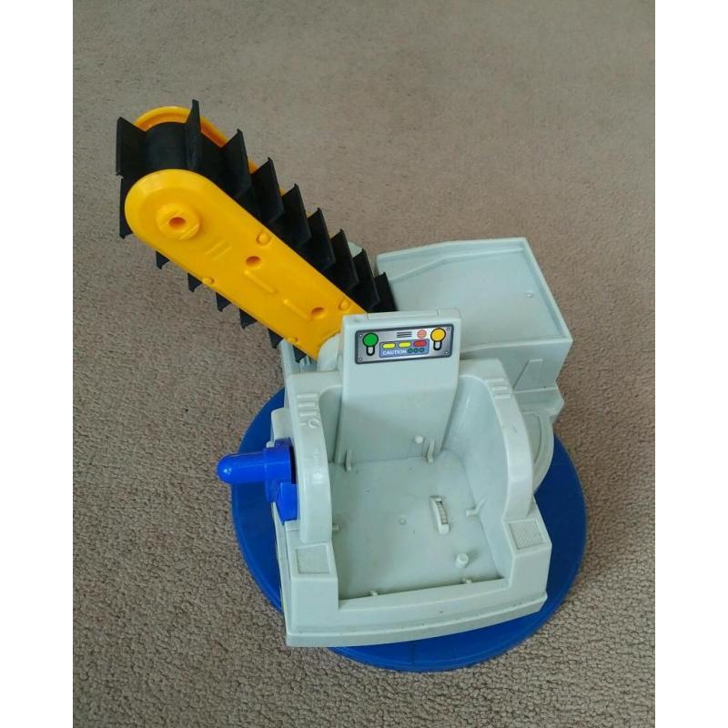 Tomy mighty movers