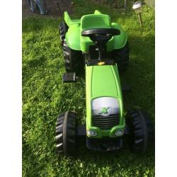 Great kids ride on pedal Tractor