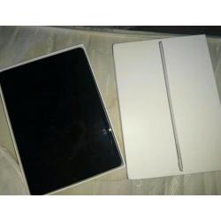 Ipad pro 32gb WiFi and cellular
