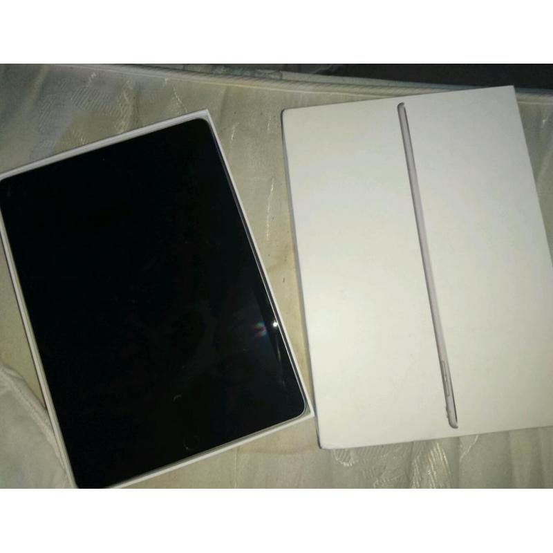 Ipad pro 32gb WiFi and cellular