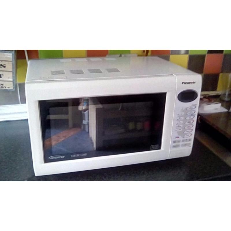 PANASONIC COMBINATION MICROWAVE OVEN, 1000 WATT ,