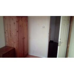 A nice double room available at lewisham for single person