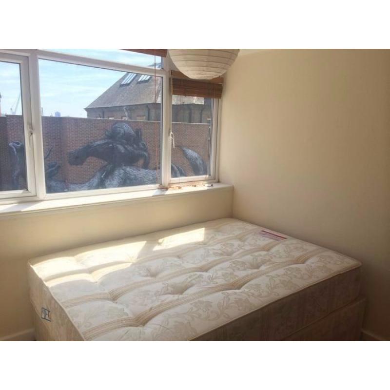 7 Awesome DOUBLE ROOMS in East London - ALL INCLUSIVE