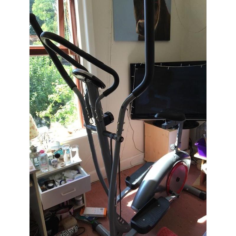 Cross trainer exercise bike