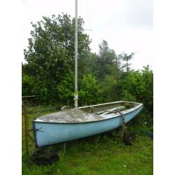 Albacore Dinghy (GRP) needs a caring owner