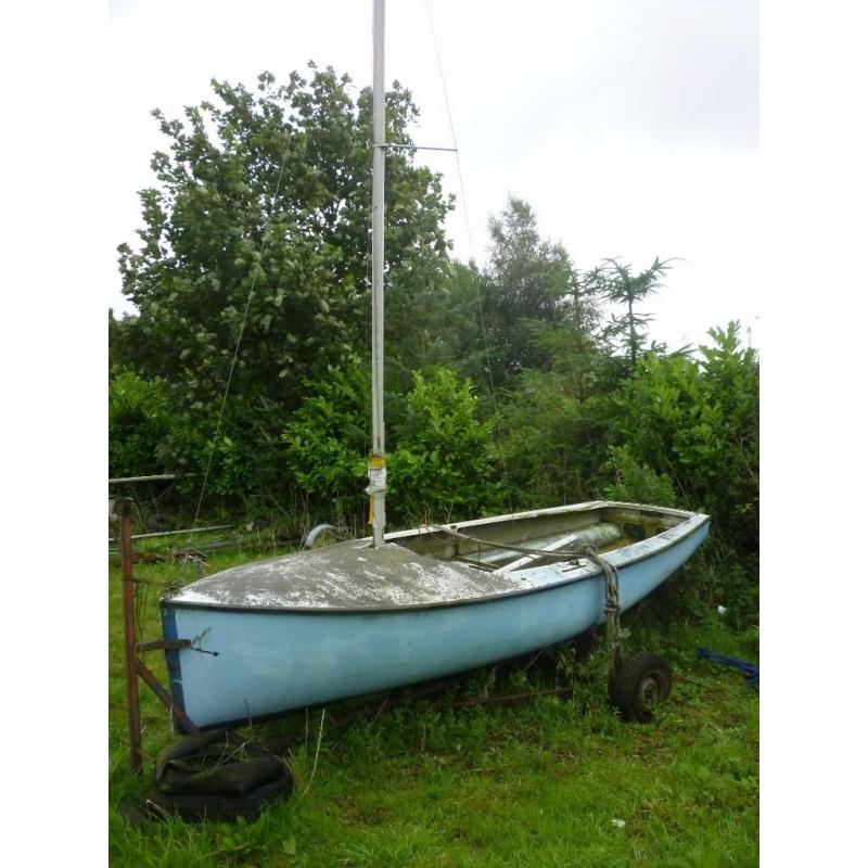 Albacore Dinghy (GRP) needs a caring owner