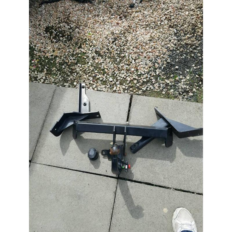 Vauxhall insignia tow bar