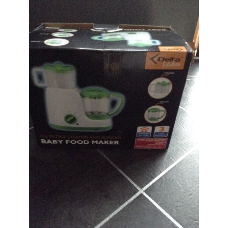Baby blender/ steamer