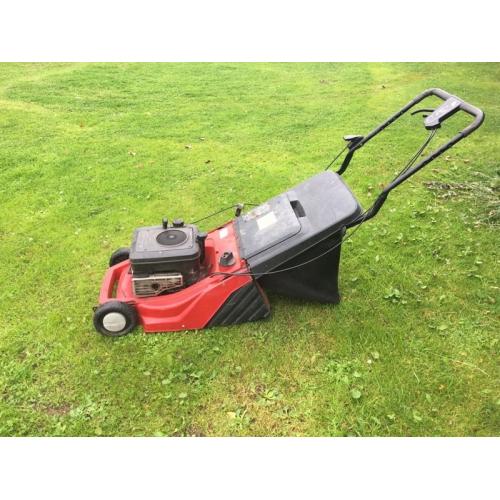 Mtd Briggs and Stratton roller mower.