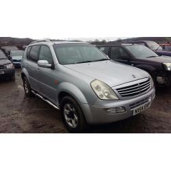 breaking ssangyong rexton 2.7 turbo diesel 4x4