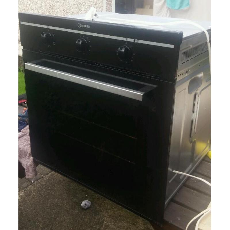 Electric fan oven with grill