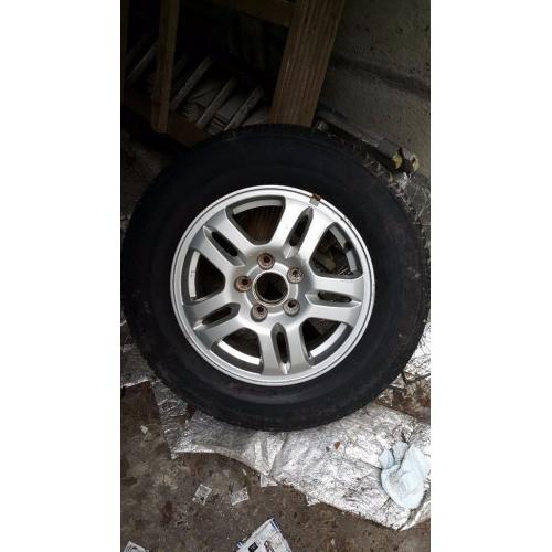 Honda CRV standard 15 inch alloy wheel