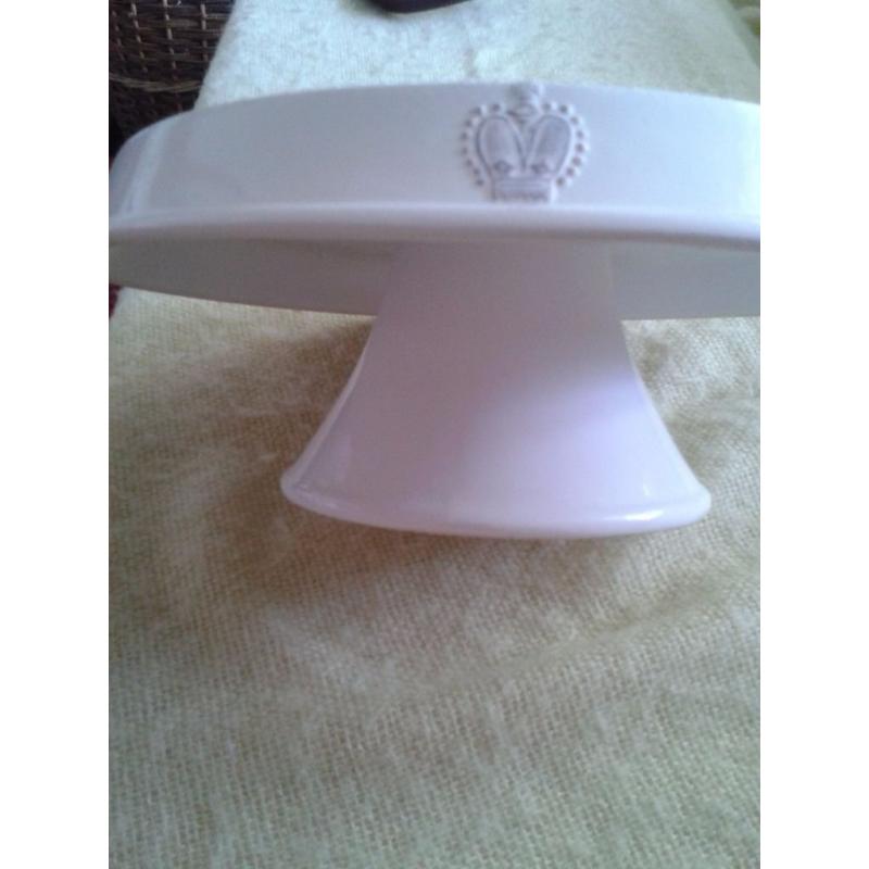 china cake stand