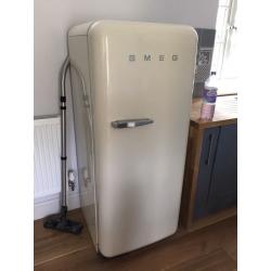 Retro cream smeg fridge freezer