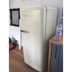 Retro cream smeg fridge freezer