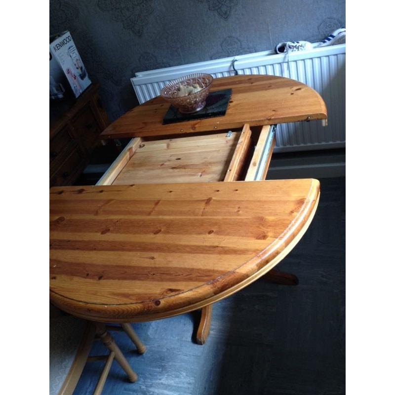 Round pine adjustable size solid table 4 chairs removerble seats