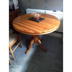 Round pine adjustable size solid table 4 chairs removerble seats