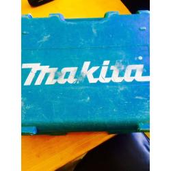 MAKITA 5 PIECE DRILL SET