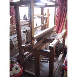 Four Shaft Floor Loom