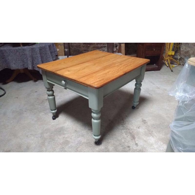 Antique Pine Kitchen Serving Table / Centre Island / Dining Table with drawer - Beautifully restored
