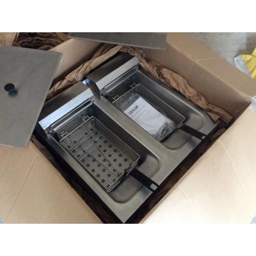 Commercial Bench top Deep Fryer --- Lincat Twin Tank Commercial. Brand New!!
