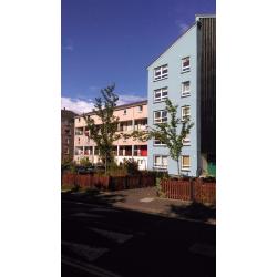 Double Room in City Centre Flat - Ideal for Post-grad Student at Edi University