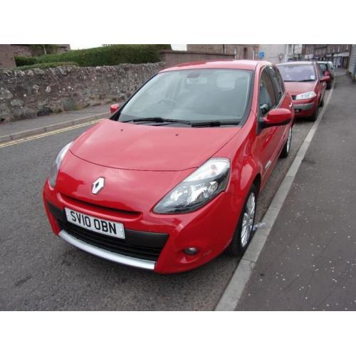 RENAULT CLIO 1.2 dynamique 2010 Petrol Manual in Red