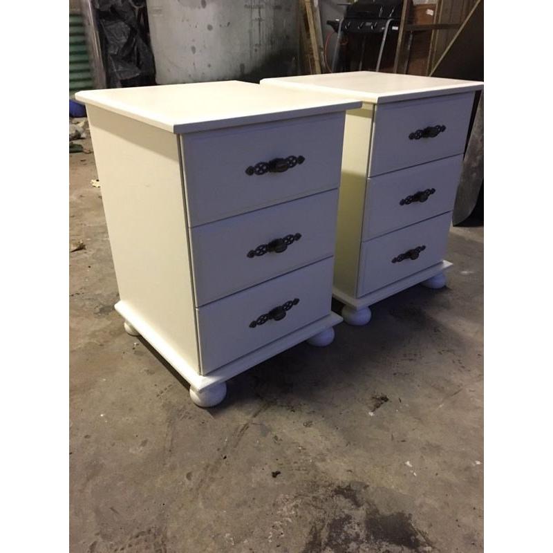 Bedside units