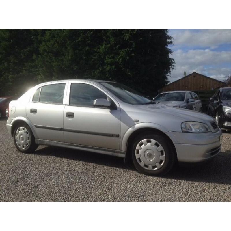 Vauxhall Astra 1.6 Club, 5 Dr, Silver, Very Low Miles, Full Service History, Part Exchange to Clear