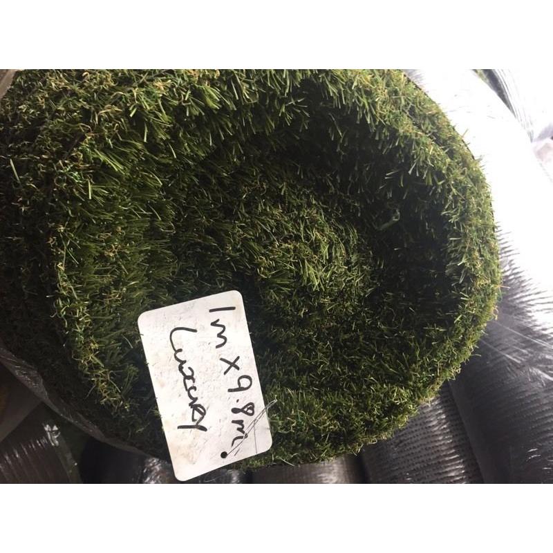 Artifical grass roll ends