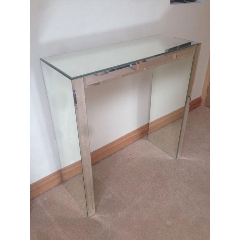Mirror table