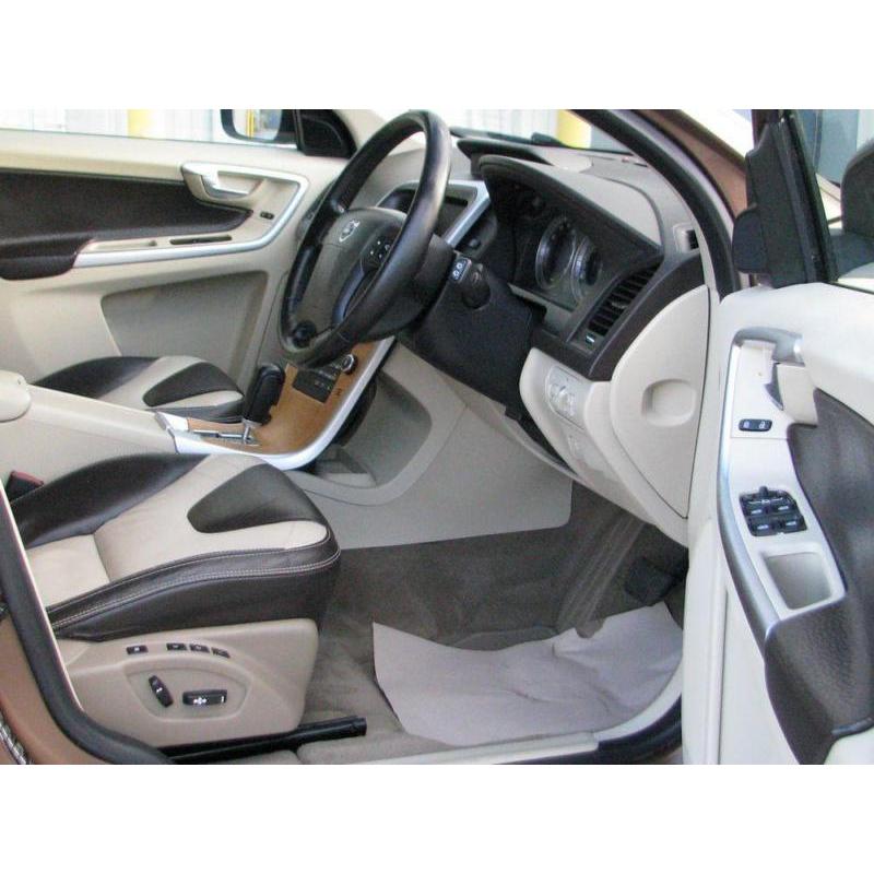 Volvo XC60 2.4 AWD ( 185ps ) Geartronic D5 SE Lux NOW SOLD