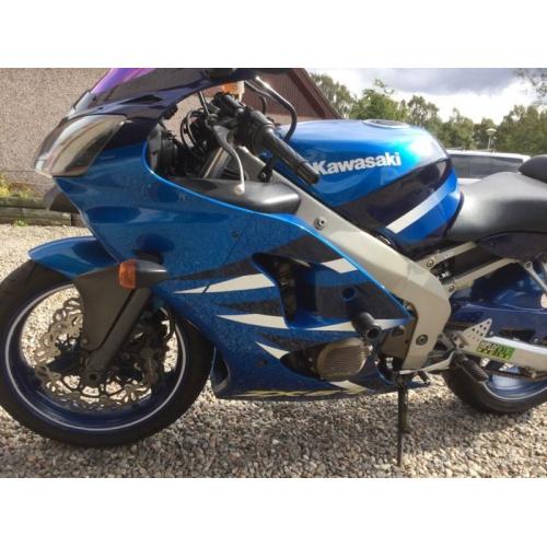 Kawasaki ZX6R 2001