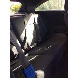 Vauxhall Astra for sale. 1 years MOT. Well maintained 2 previous owners. Perfect 1st car.