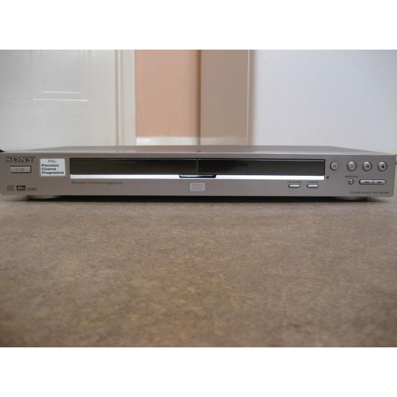 Sony CD / DVD player DVP-NS730P + Free Headphones