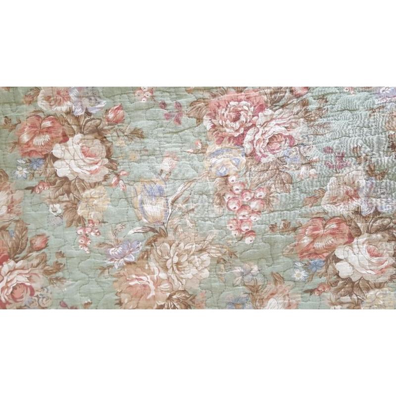 Vintage green floral throw/bedspread