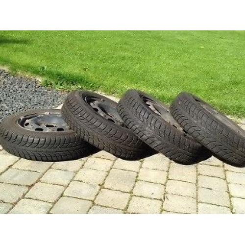 Winter tyres on steel wheels - 165/70 R14 8IT