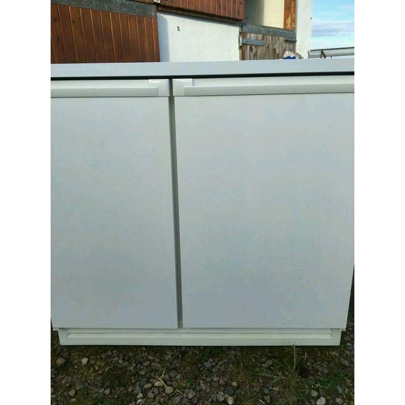 Fridge freezer