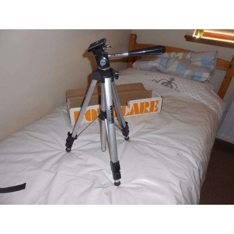 Camera tripod stand