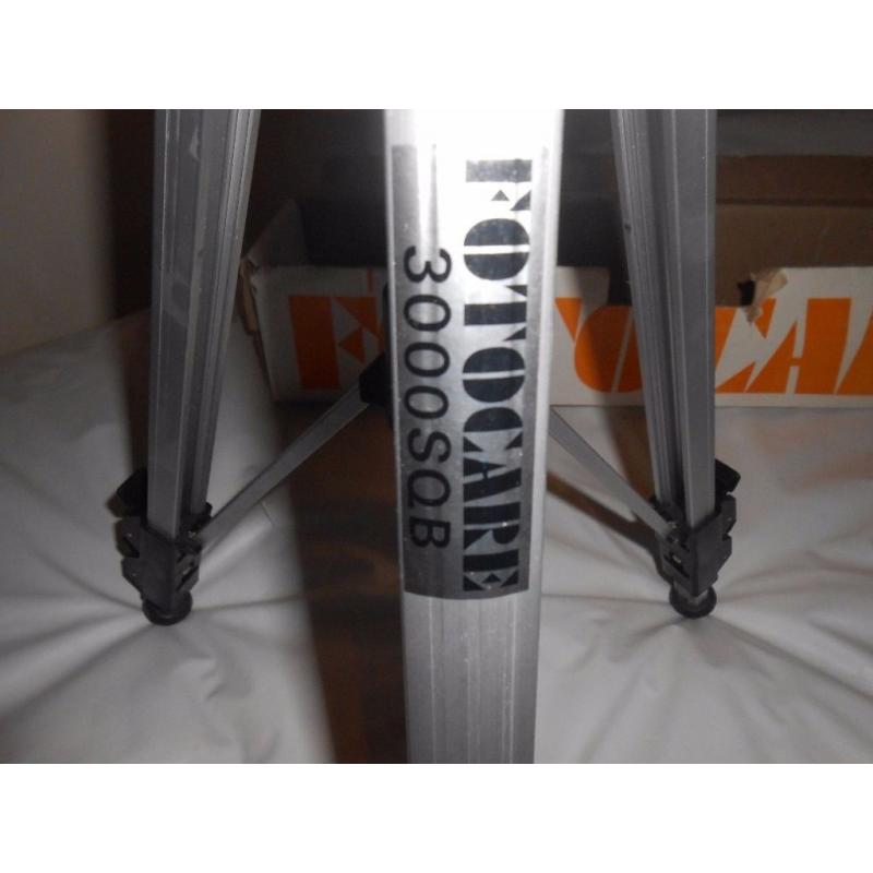 Camera tripod stand