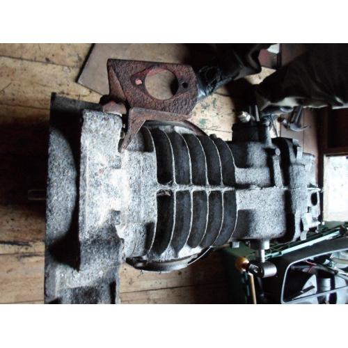 VW T25/ T3 4 speed gearbox and bell housing DT code OFFERS