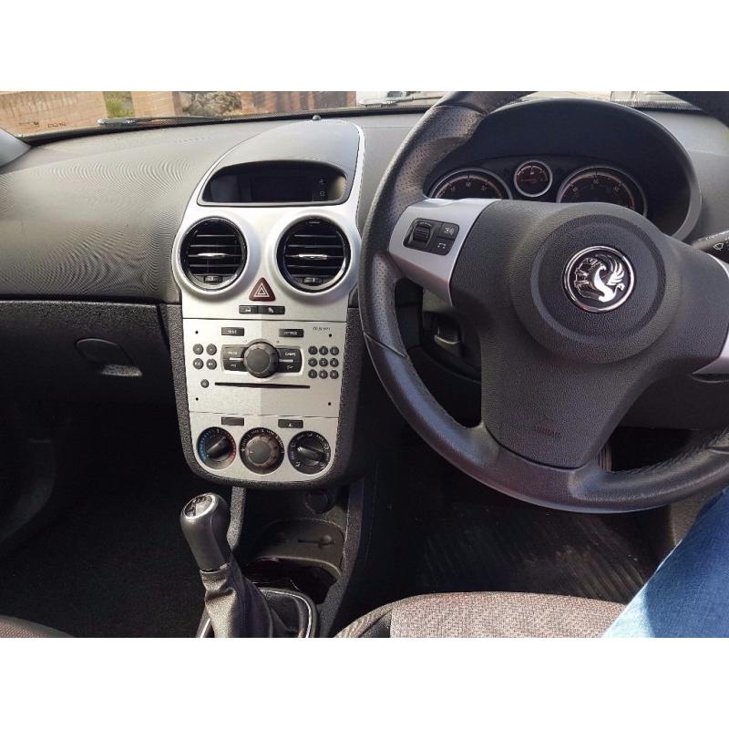 Vauxhall Corsa SXI