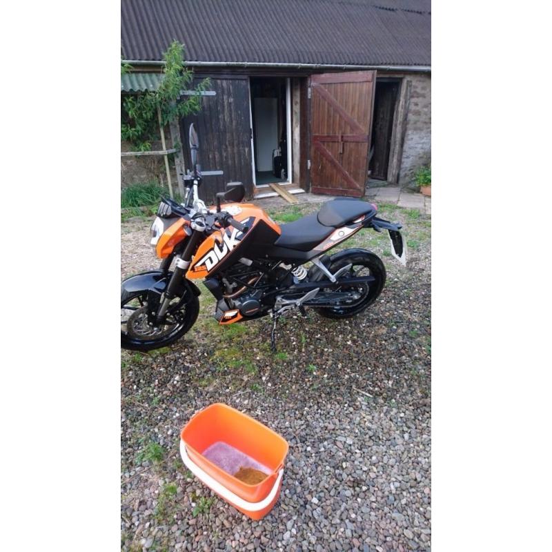 2016 KTM 125 DUKE ORANGE