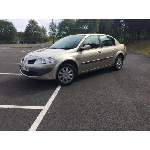 CHEAP 57 PLATE RENAULT MEGANE 1.6 PETROL .. LOW MIL 65K-- LONG MOT -- ONLY ONE PREVIOUS OWNER
