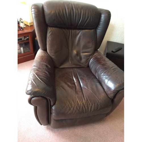 Three piece brown leather suite