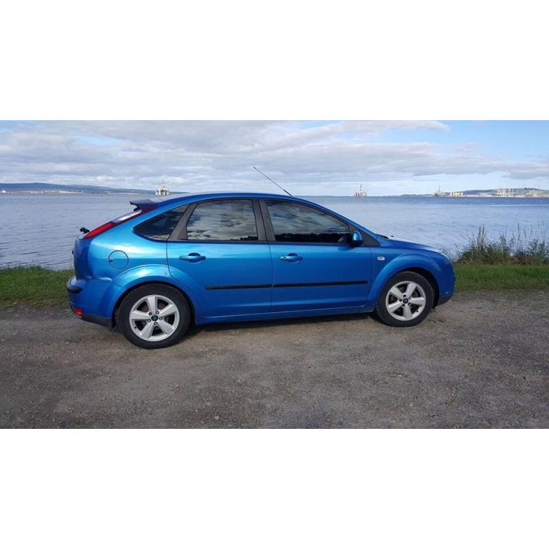 Ford Focus Zetec Climate excellent car