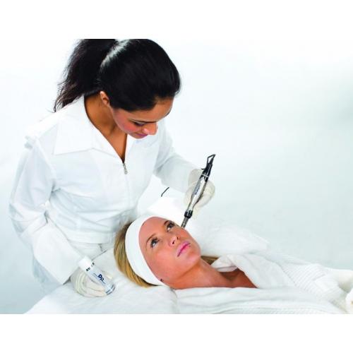 Senior Therapist Required – Become a skin specialist!