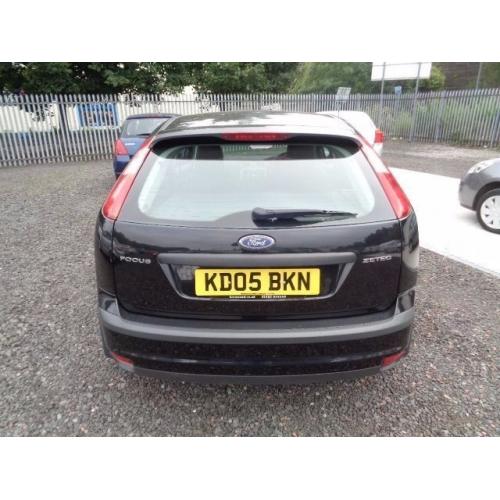 FORD FOCUS ZETEC CLIMATE 1596cc 2005 BLACK 5 DOOR 78,000 MILES MOT: 16/08/17 *EXCELLENT CONDITION *