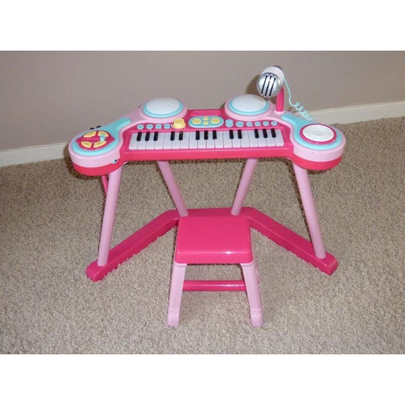 Kids keyboard and stool