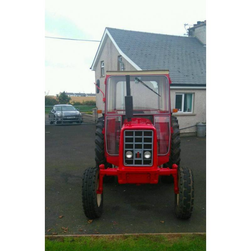 Vintage International 574 tractor